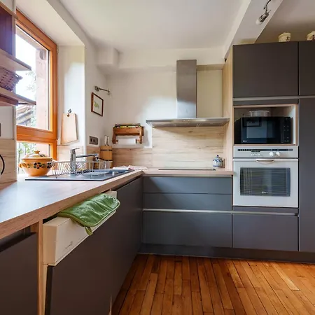 La Colline Aux Oiseaux