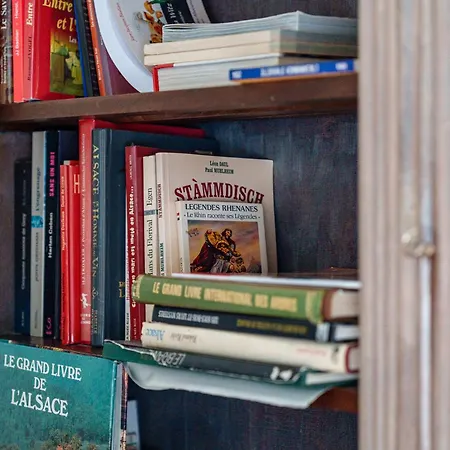 La Colline Aux Oiseaux *